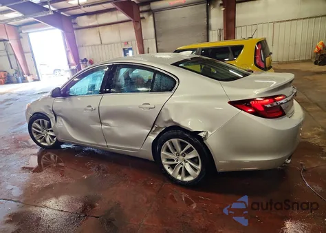 2016 Buick Regal Custom z USA, uszkodzony, nr VIN 2G4GL5EX5G9208198